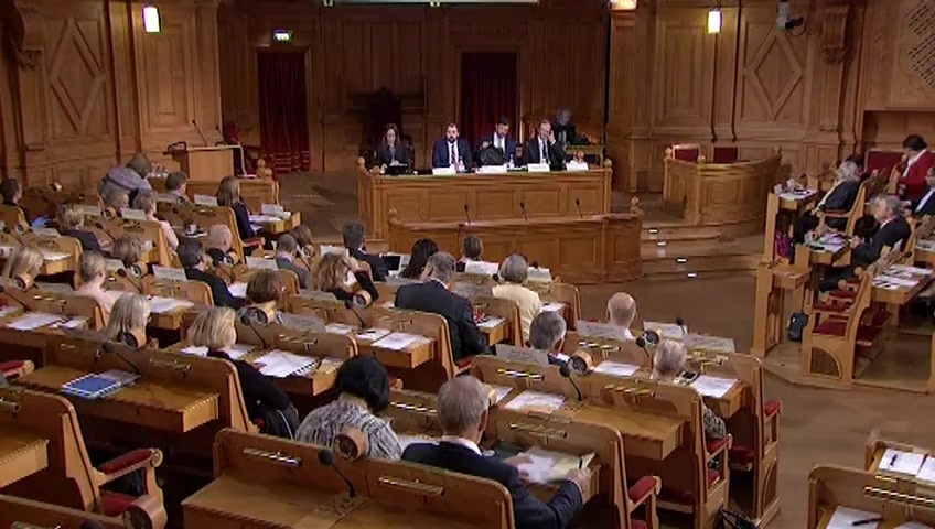Stillbild från Öppen utfrågning: Öppen utfrågning - Tio år med Finsam