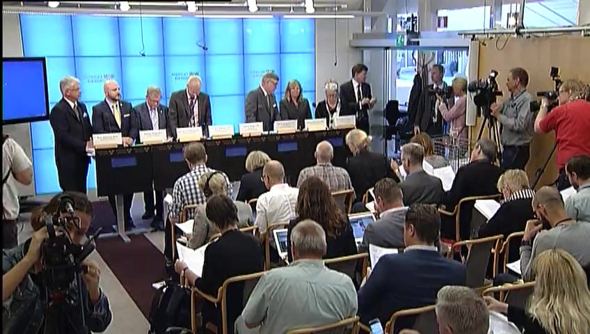 Stillbild från Presskonferens: Pressträff med KU efter justering av granskningsbetänkandet