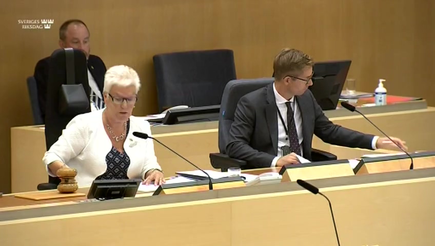 Stillbild från debatten i kammaren