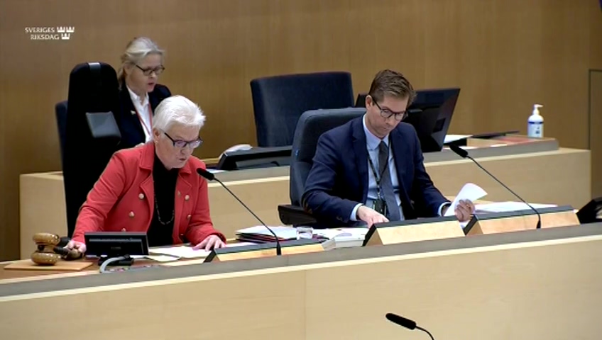 Stillbild från debatten i kammaren