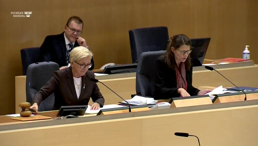 Stillbild från debatten i kammaren