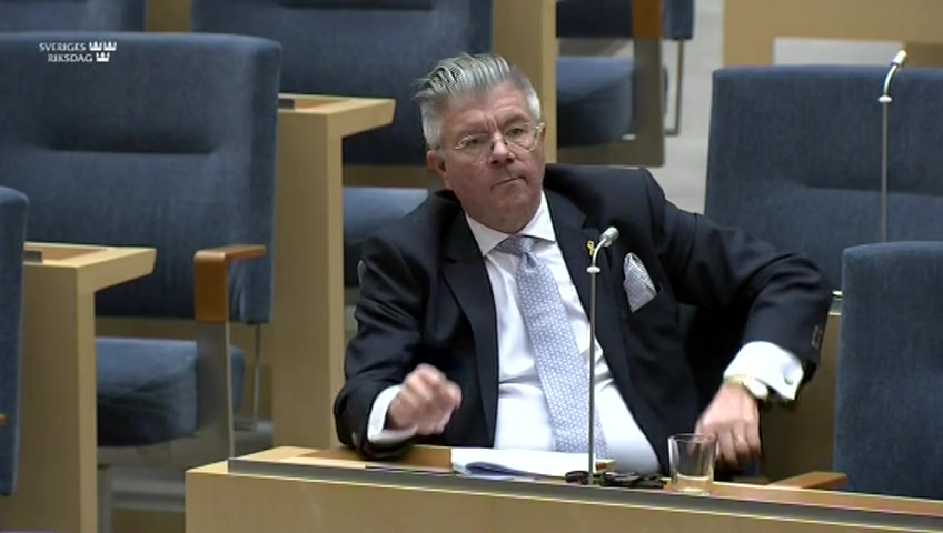 Stillbild från debatten i kammaren