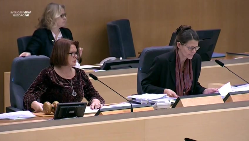 Stillbild från debatten i kammaren
