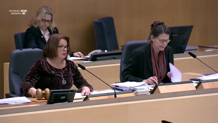 Stillbild från debatten i kammaren