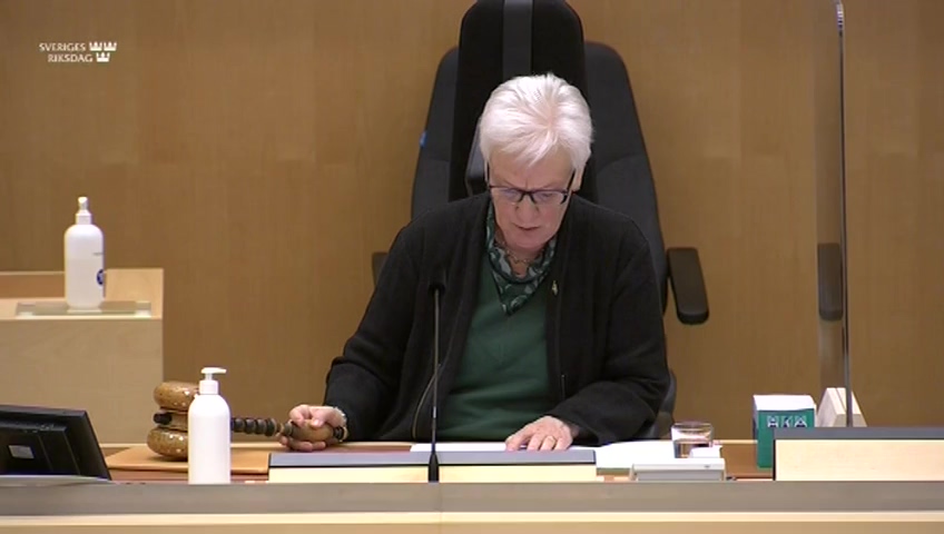 Stillbild från debatten i kammaren