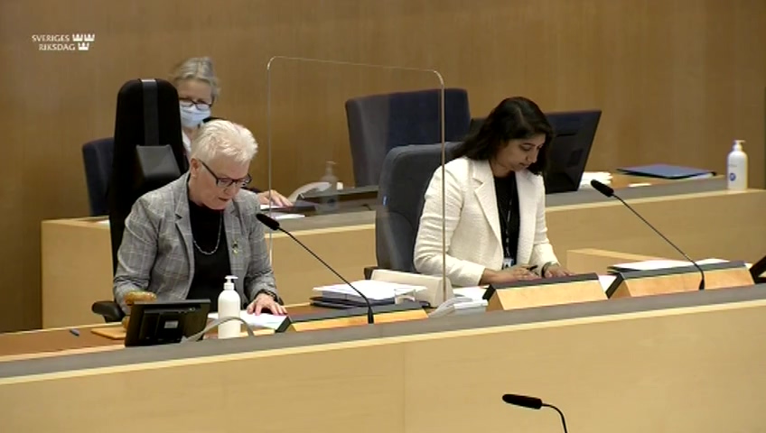 Stillbild från debatten i kammaren