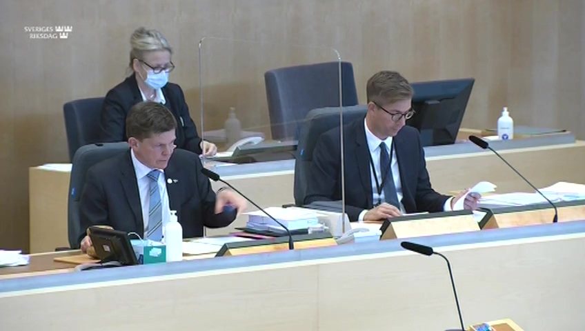Stillbild från debatten i kammaren
