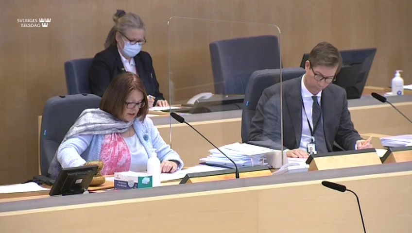 Stillbild från debatten i kammaren