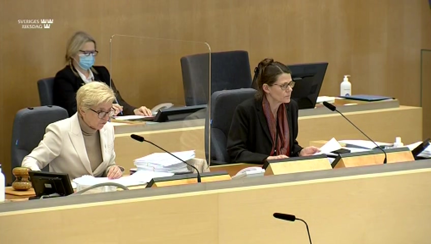 Stillbild från debatten i kammaren