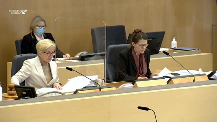 Stillbild från debatten i kammaren