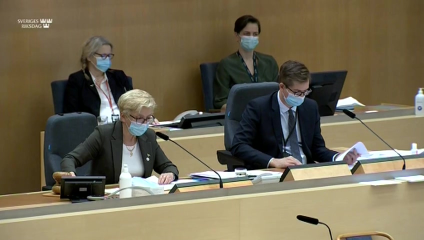 Stillbild från debatten i kammaren