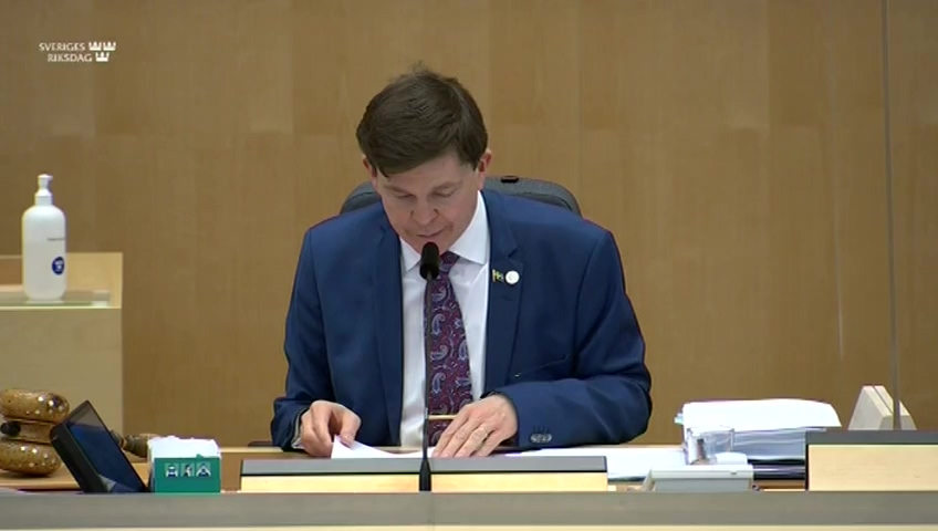 Stillbild från debatten i kammaren
