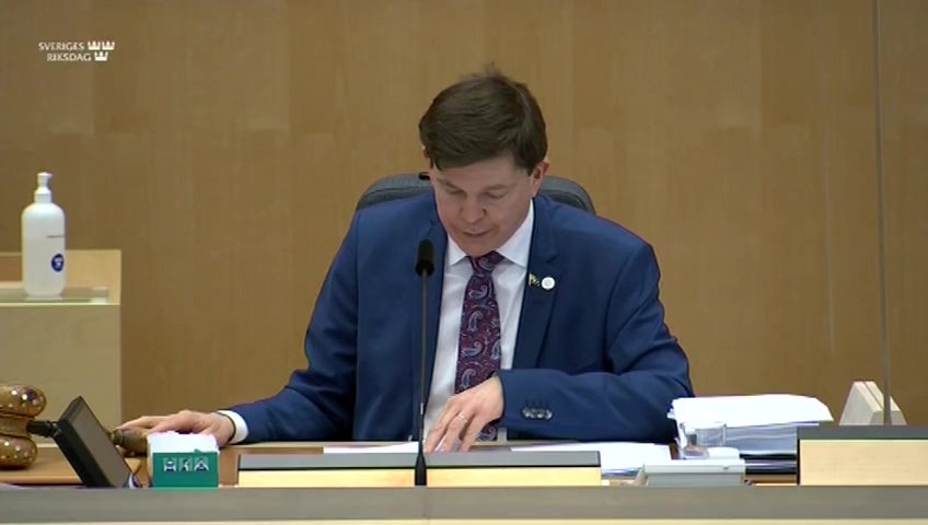 Stillbild från debatten i kammaren