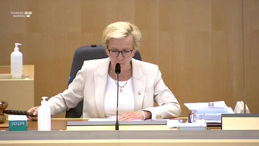 Stillbild från debatten i kammaren