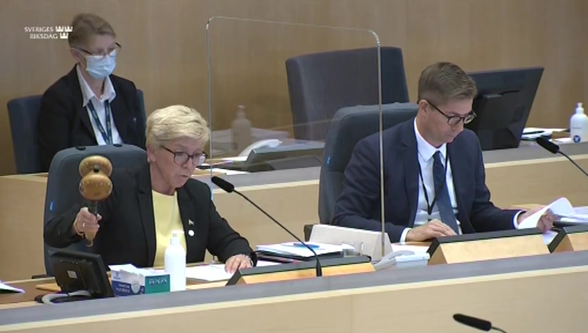Stillbild från debatten i kammaren