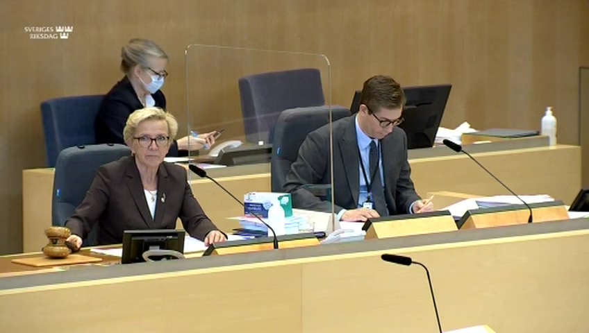 Stillbild från debatten i kammaren