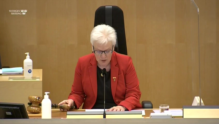 Stillbild från debatten i kammaren