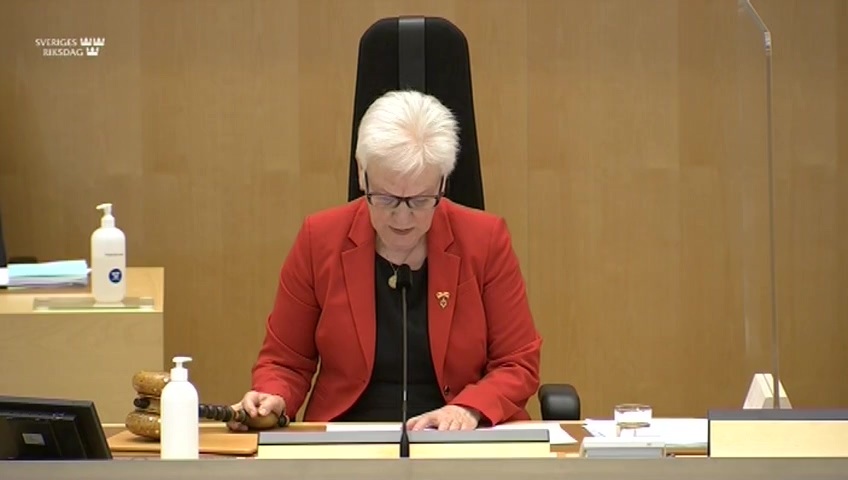 Stillbild från debatten i kammaren