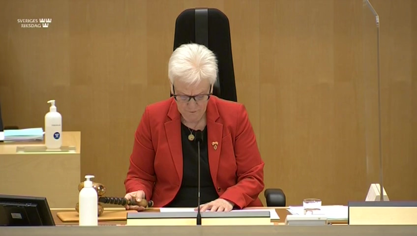 Stillbild från debatten i kammaren