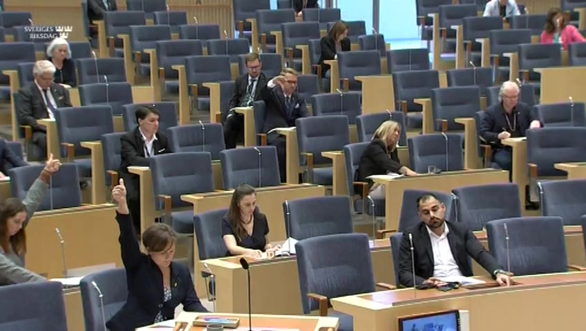 Stillbild från debatten i kammaren