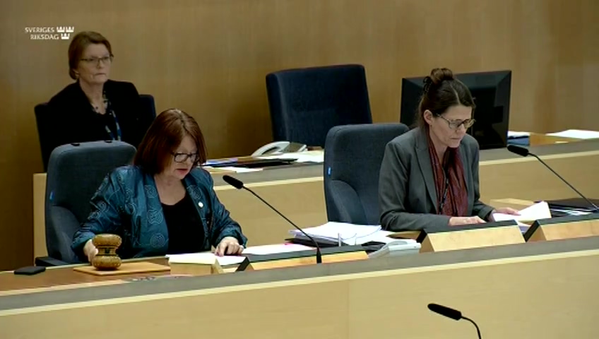 Stillbild från debatten i kammaren