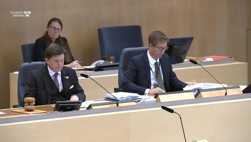 Stillbild från debatten i kammaren