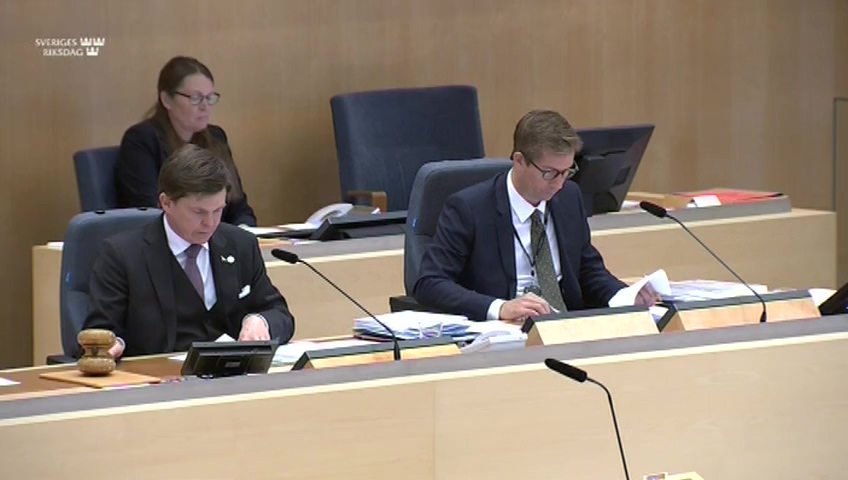 Stillbild från debatten i kammaren