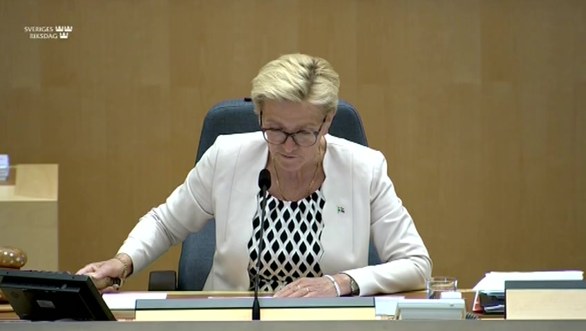 Stillbild från debatten i kammaren