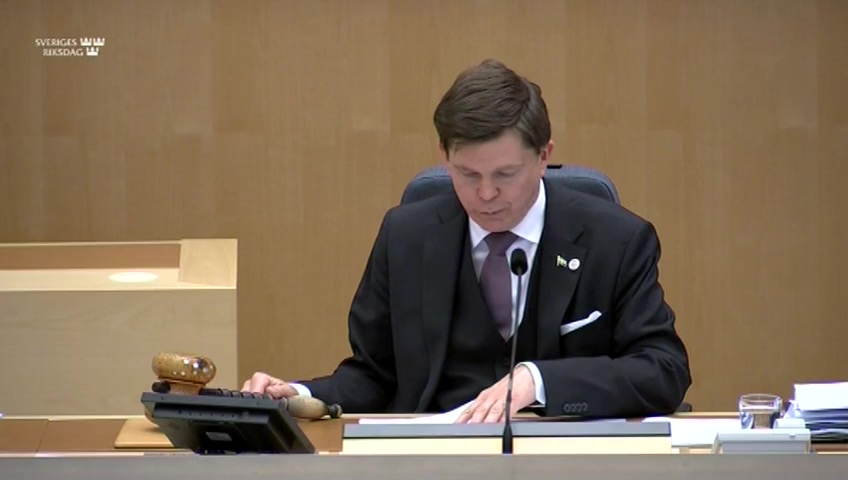 Stillbild från debatten i kammaren