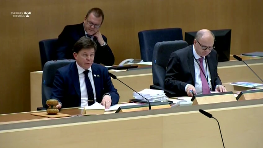 Stillbild från debatten i kammaren