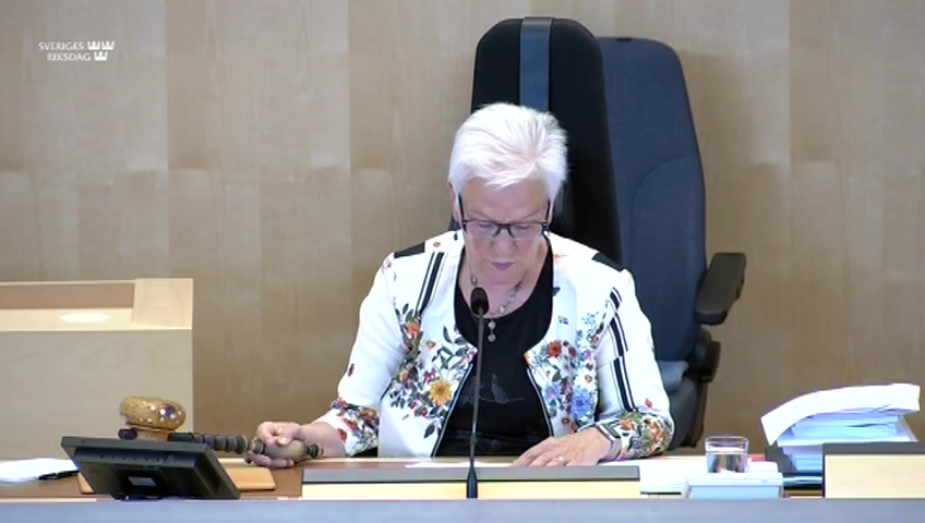 Stillbild från debatten i kammaren