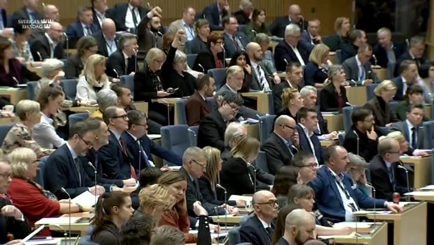 Stillbild från debatten i kammaren