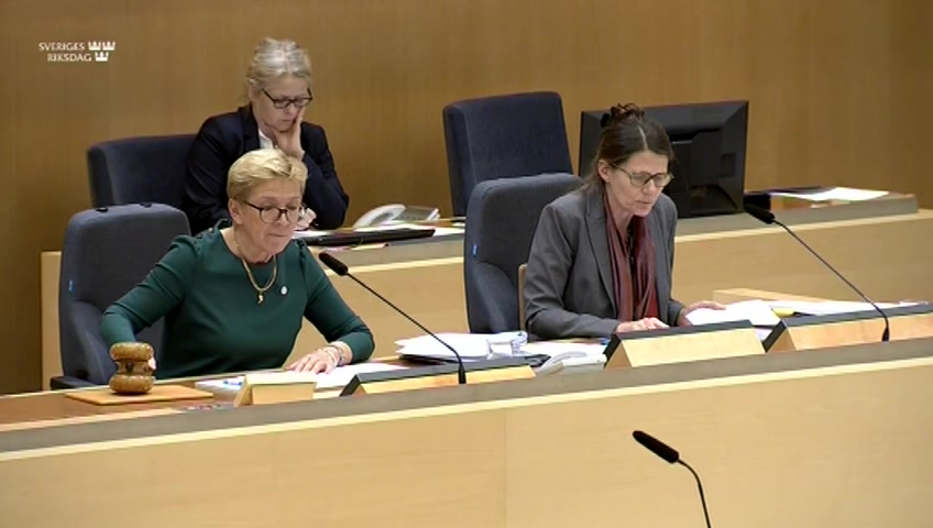 Stillbild från debatten i kammaren