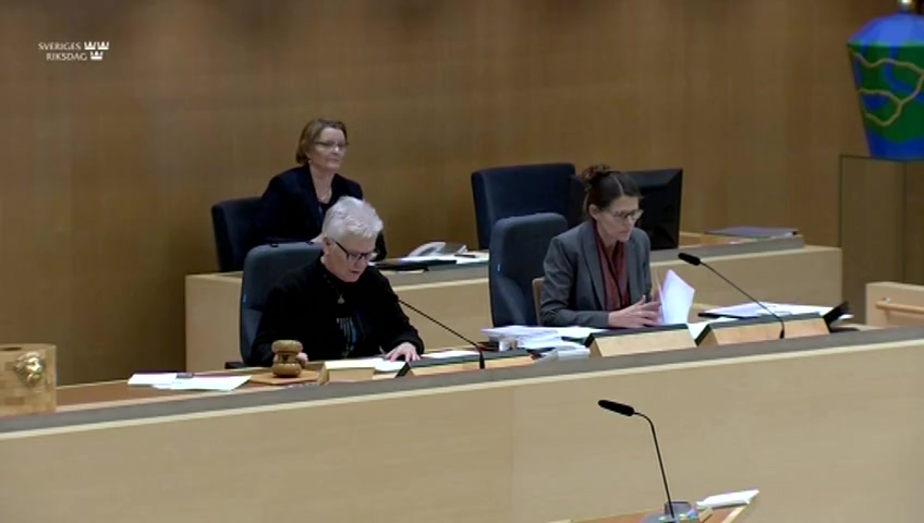 Stillbild från debatten i kammaren
