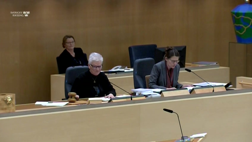 Stillbild från debatten i kammaren