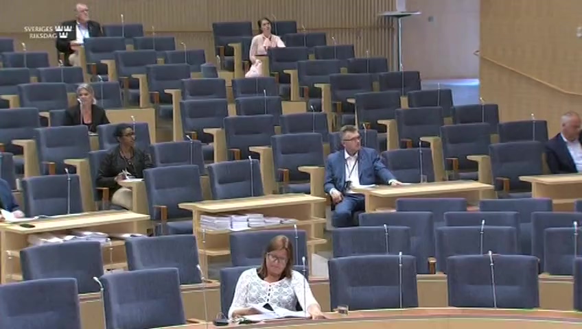 Stillbild från debatten i kammaren