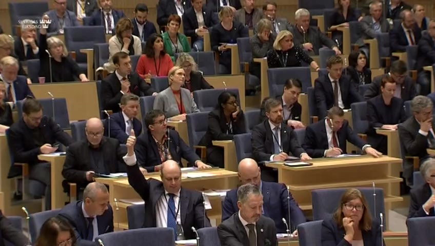 Stillbild från debatten i kammaren