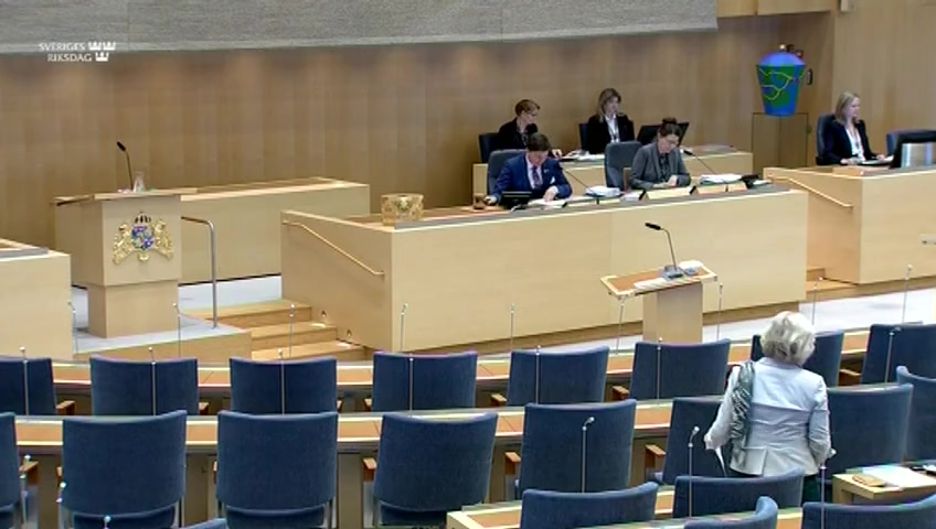 Stillbild från Debatt om förslag: Genomförande av ändringar i yrkesförardirektivet
