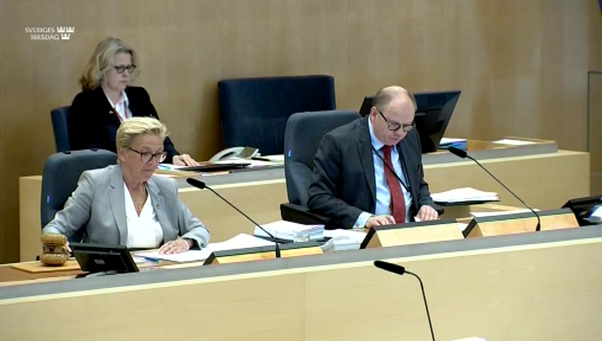 Stillbild från debatten i kammaren