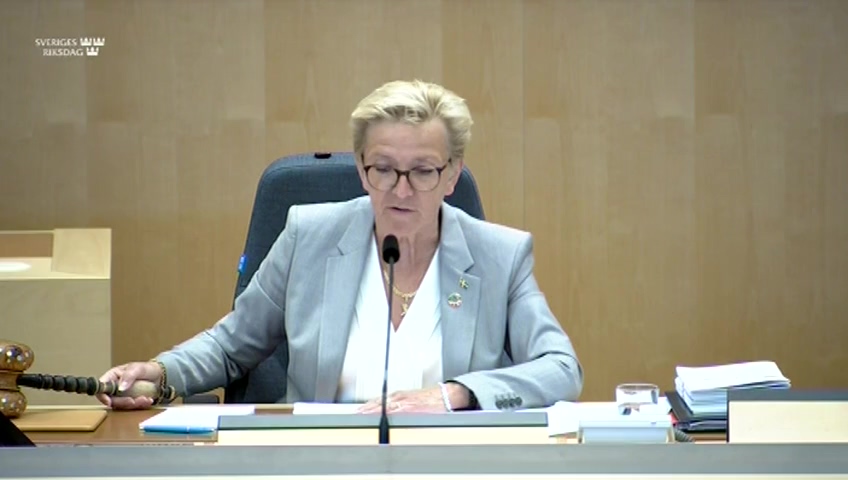 Stillbild från debatten i kammaren