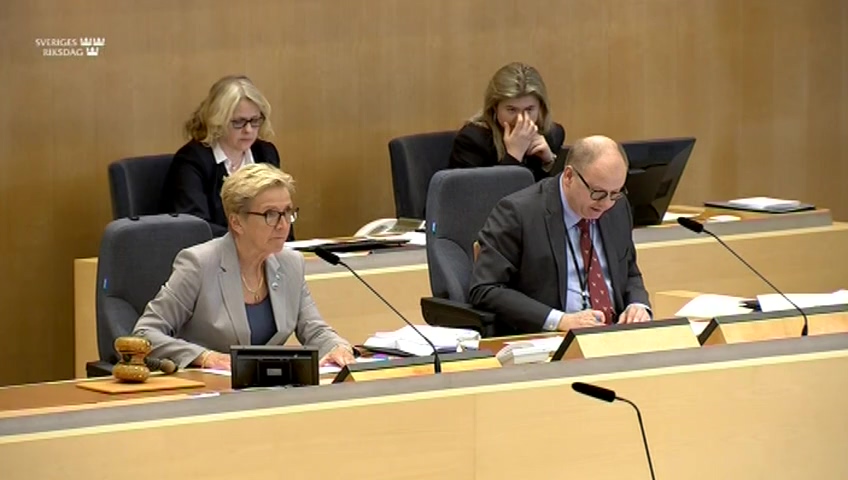 Stillbild från debatten i kammaren