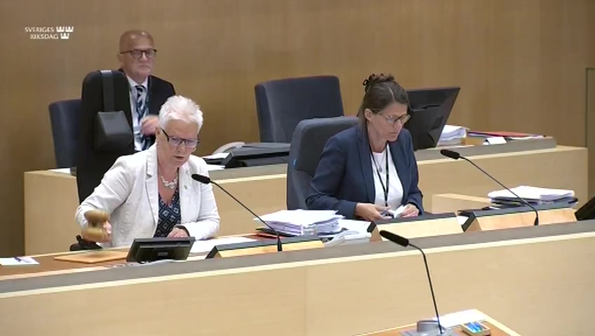 Stillbild från debatten i kammaren