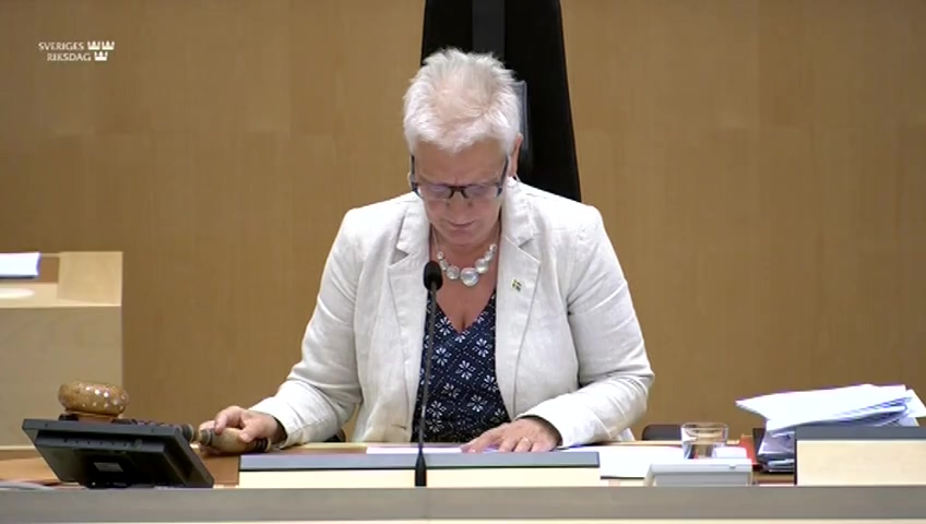 Stillbild från debatten i kammaren