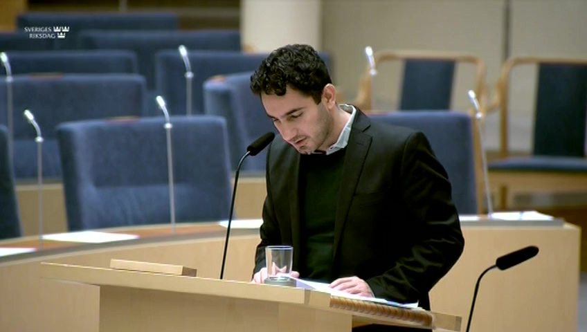 Stillbild från Interpellationsdebatt: Rättvisande och förutsebart inkomstunderlag i socialförsäkringarna 