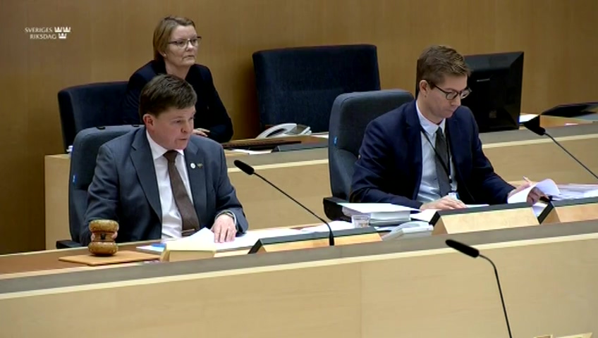 Stillbild från debatten i kammaren