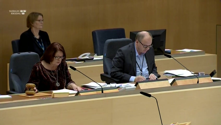 Stillbild från debatten i kammaren