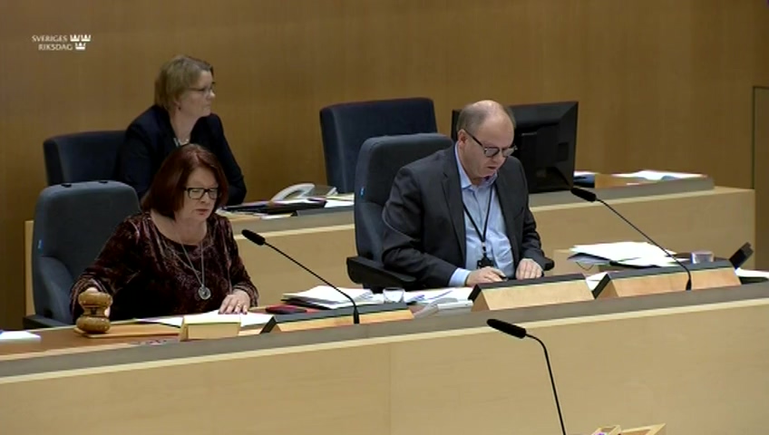 Stillbild från debatten i kammaren