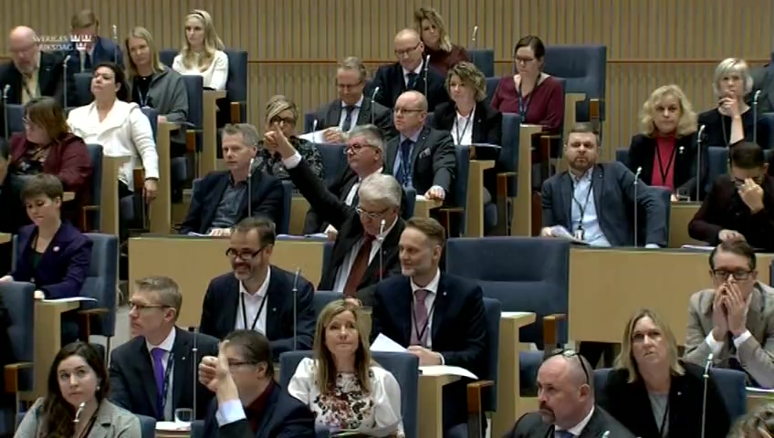 Stillbild från debatten i kammaren