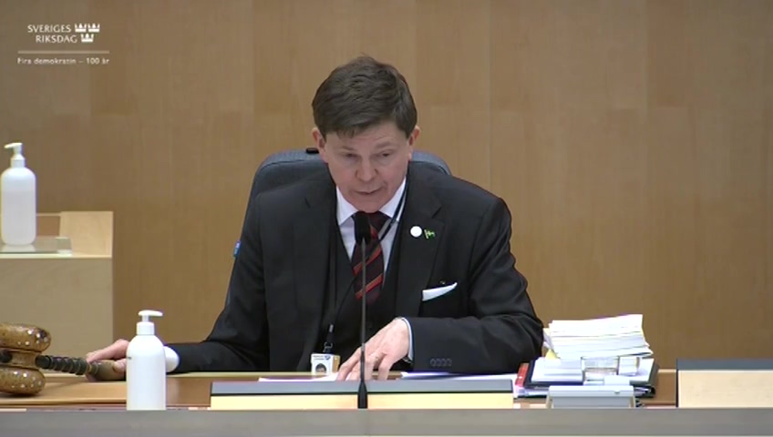 Stillbild från debatten i kammaren