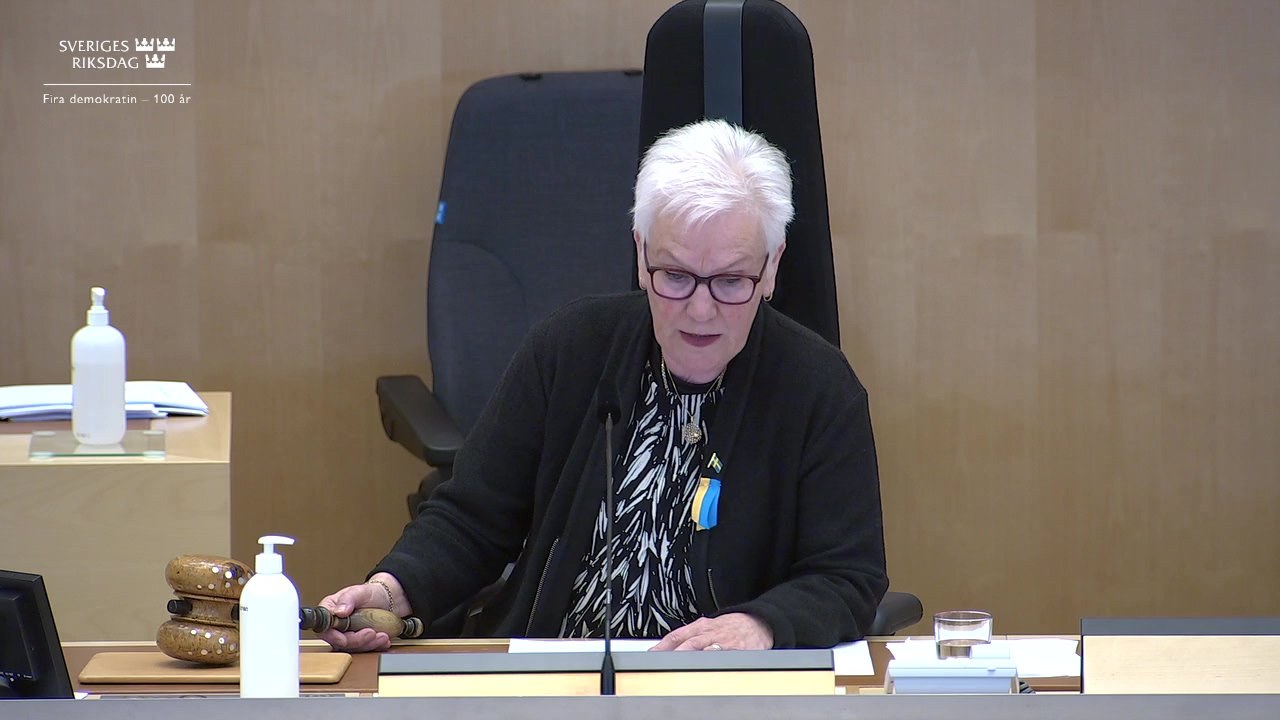 Stillbild från debatten i kammaren